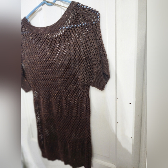 👸👕🧣 The Limited Crochet Cutout/Overlay Pullover Sweater in size XS - Picture 10 of 10